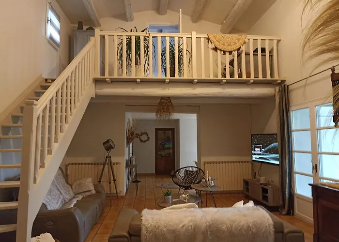 Villa Charmante En Campagne Avec Piscine Privée *